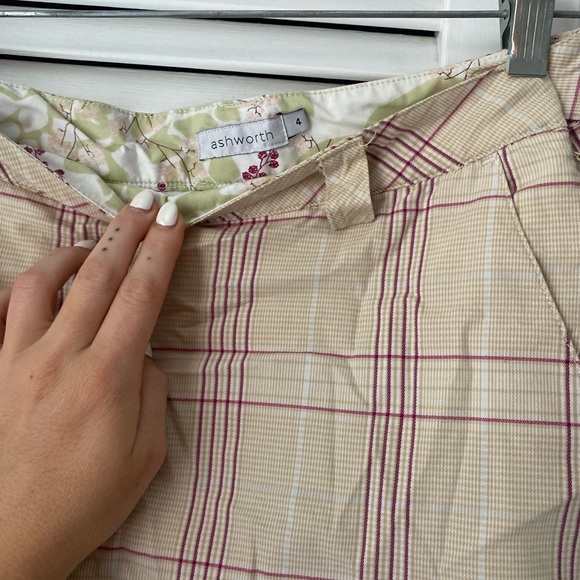 Ashworth mini skort in pink and tan size 4 - Picture 3 of 3